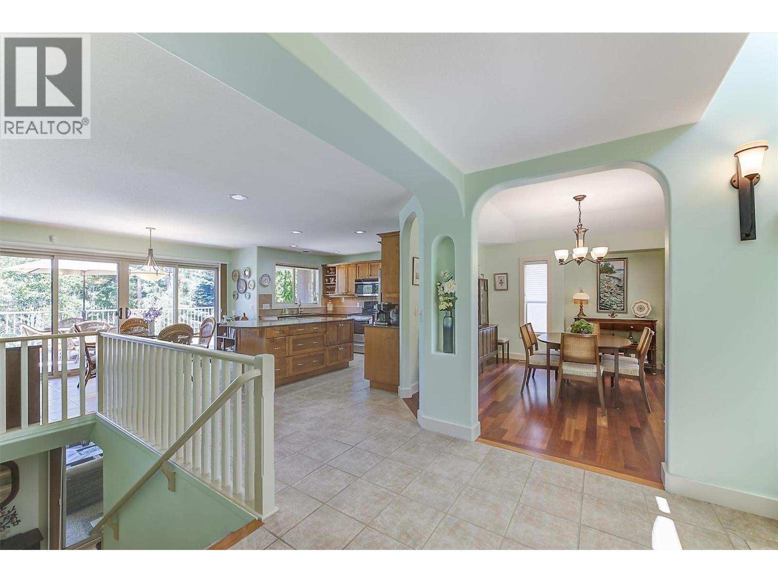 4518 Gallaghers Edgewood Court, Kelowna, British Columbia  V1W 5B6 - Photo 13 - 10391477