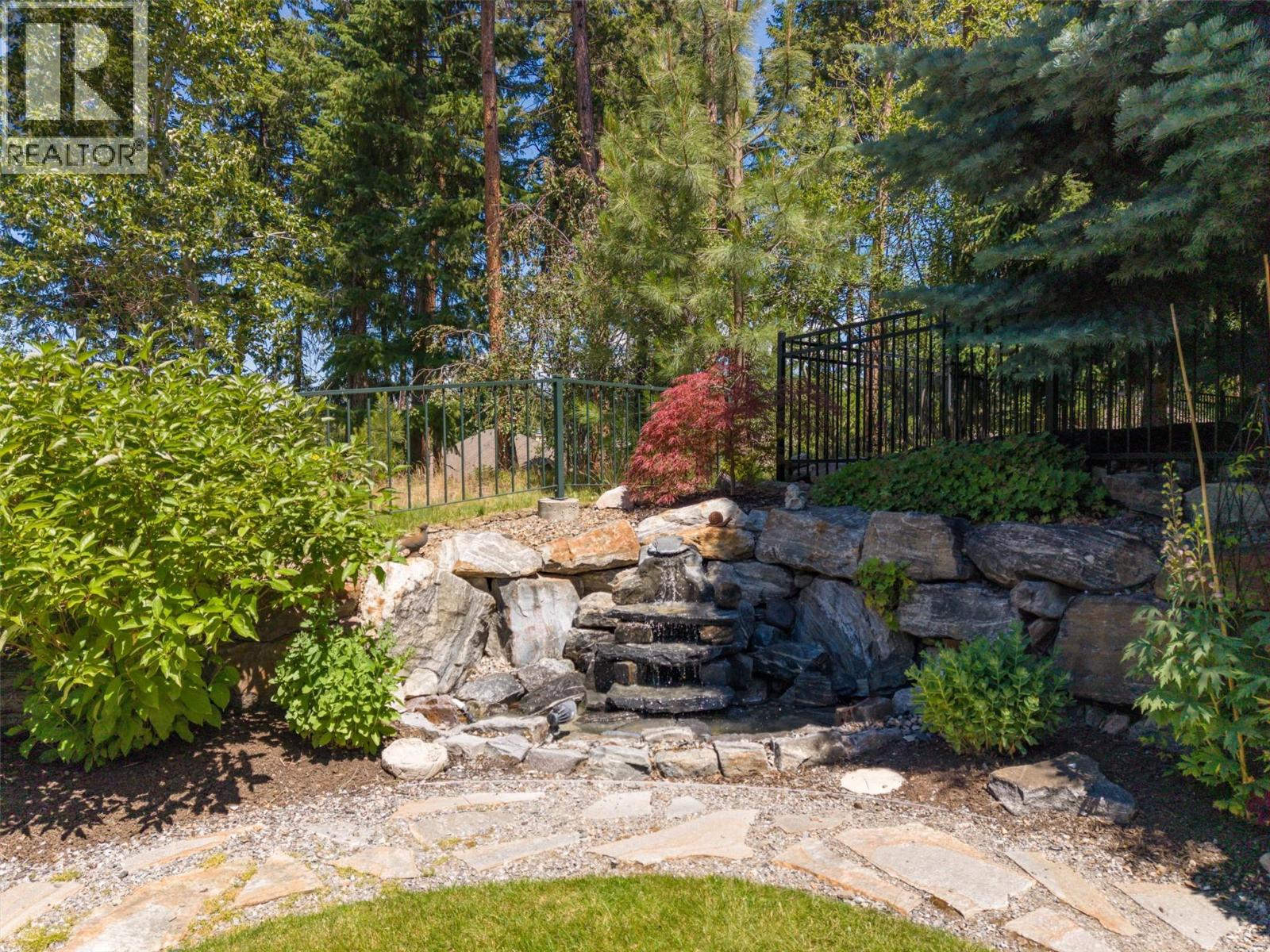 4518 Gallaghers Edgewood Court, Kelowna, British Columbia  V1W 5B6 - Photo 23 - 10391477