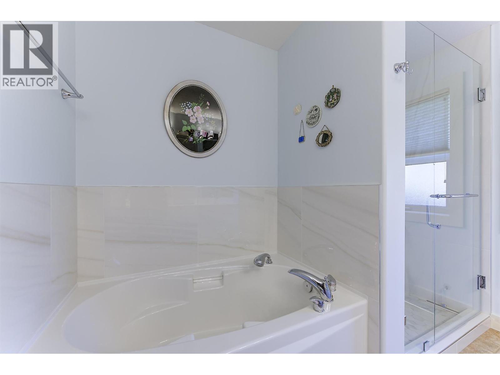 4518 Gallaghers Edgewood Court, Kelowna, British Columbia  V1W 5B6 - Photo 43 - 10391477