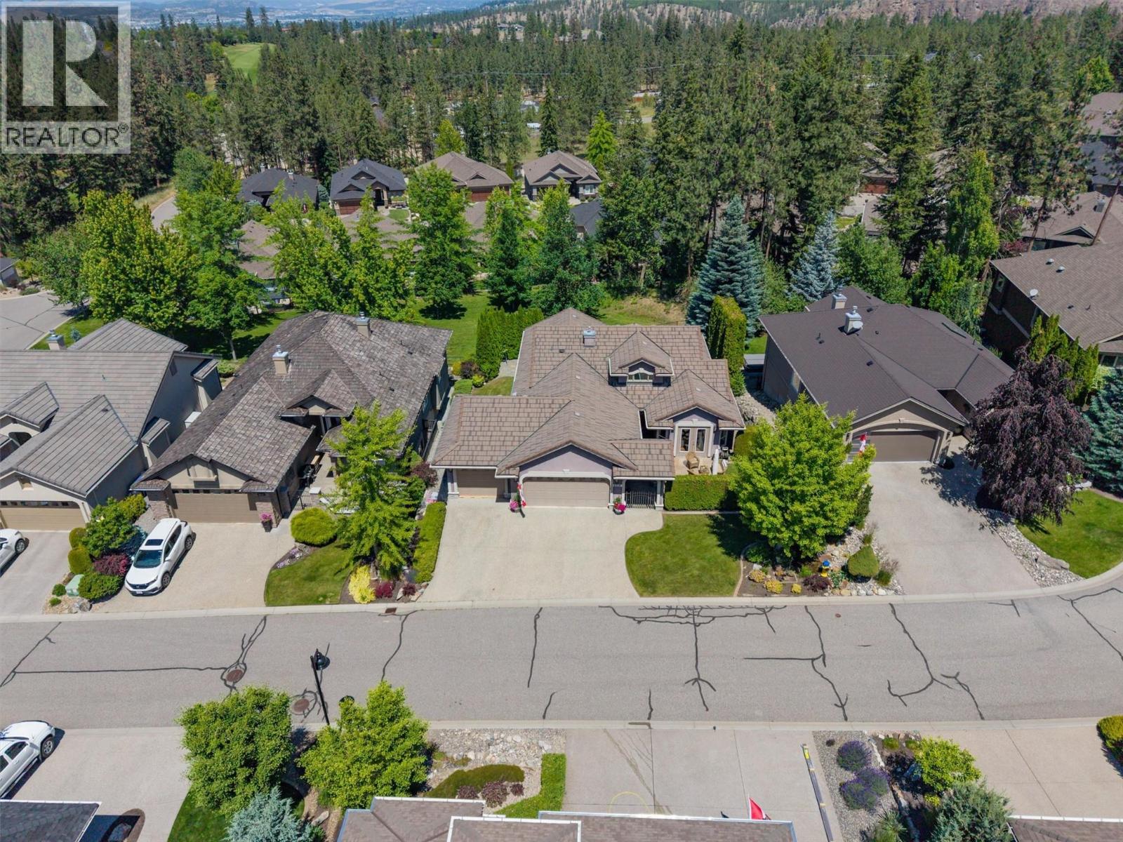 4518 Gallaghers Edgewood Court, Kelowna, British Columbia  V1W 5B6 - Photo 6 - 10391477