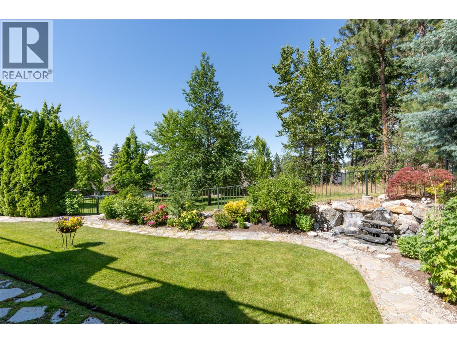 4518 Gallaghers Edgewood Court, Kelowna, British Columbia  V1W 5B6 - Photo 63 - 10391477