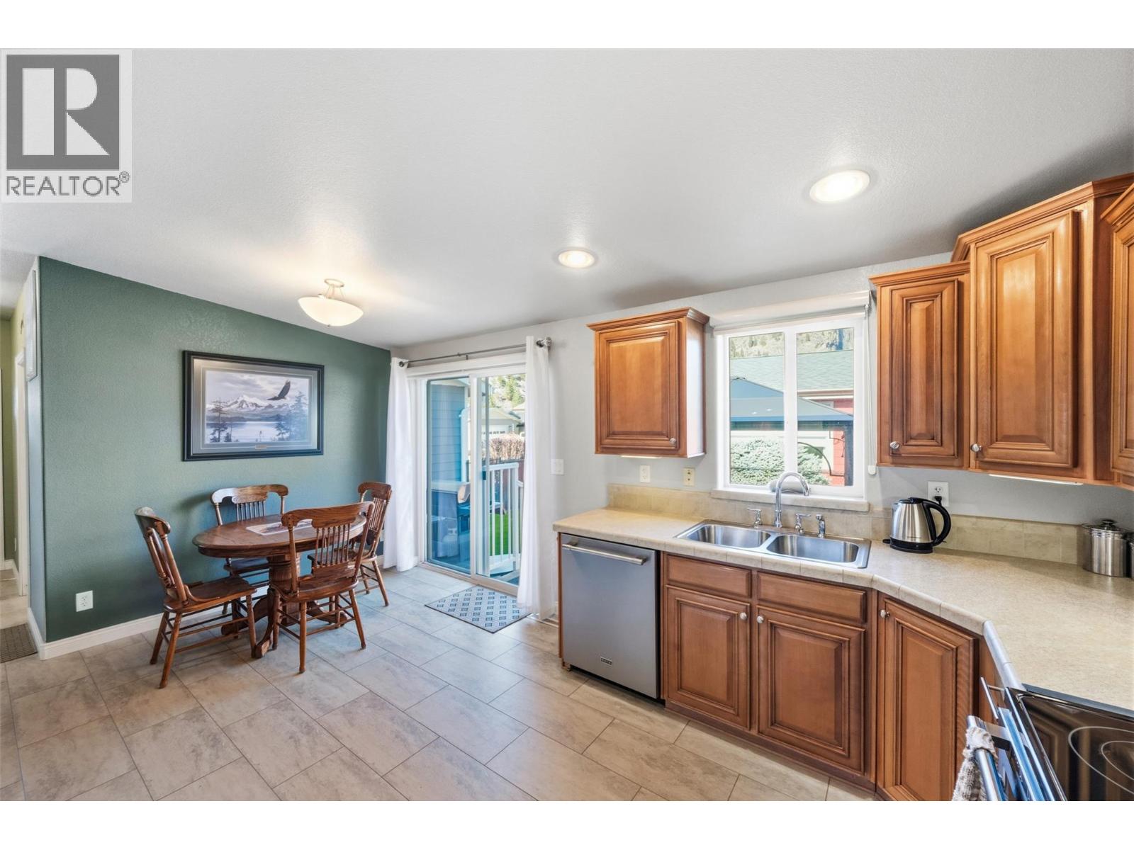 8300 Gallagher Lake Frontage Road Unit# 73, Oliver, British Columbia  V0H 1T2 - Photo 10 - 10392329