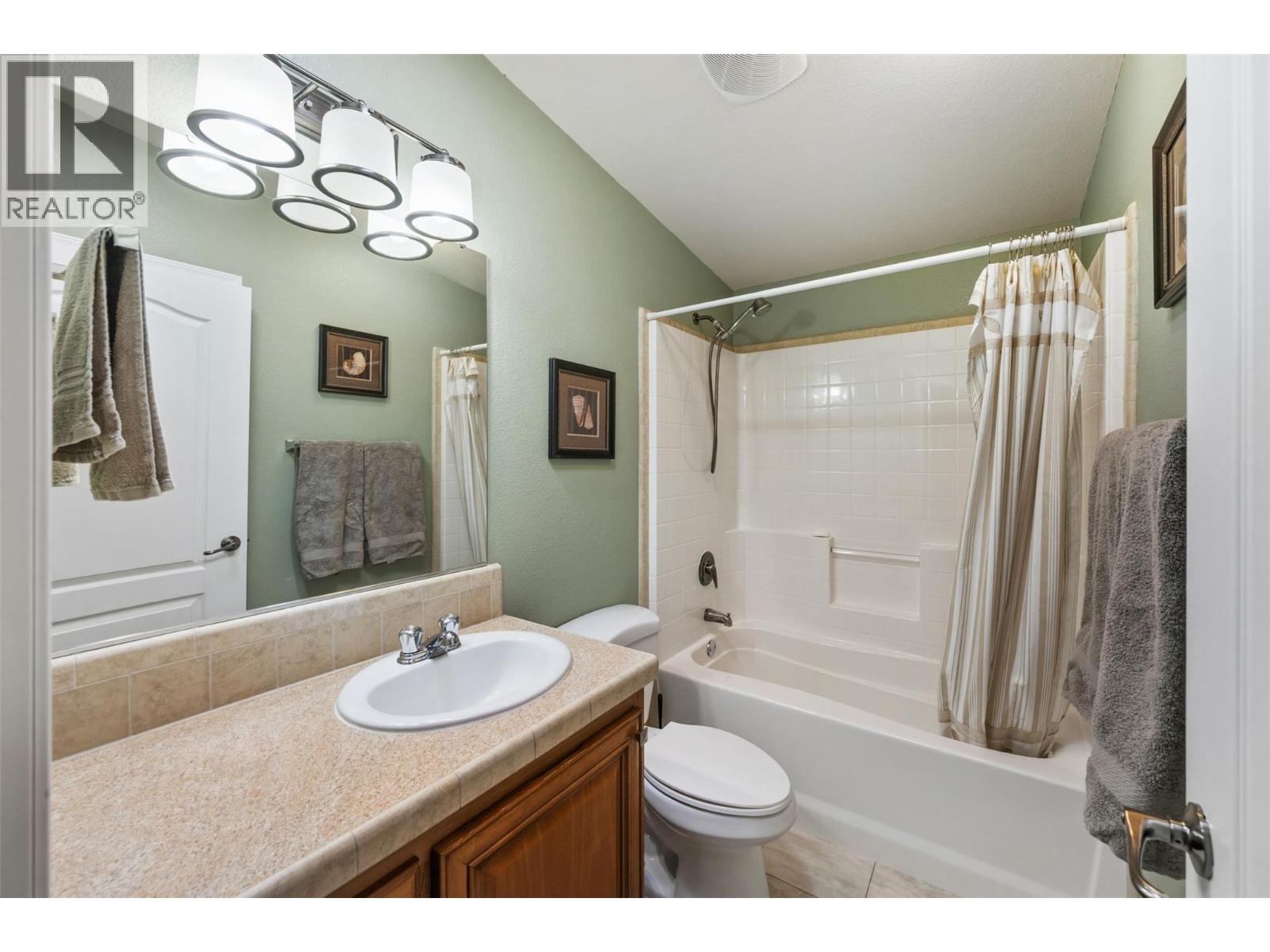 8300 Gallagher Lake Frontage Road Unit# 73, Oliver, British Columbia  V0H 1T2 - Photo 18 - 10392329
