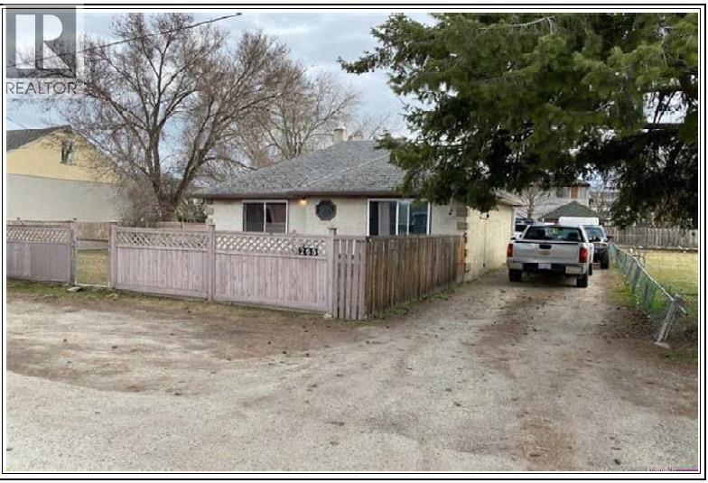 265 Ponto Road, Kelowna, British Columbia  V1X 2G2 - Photo 2 - 10392179