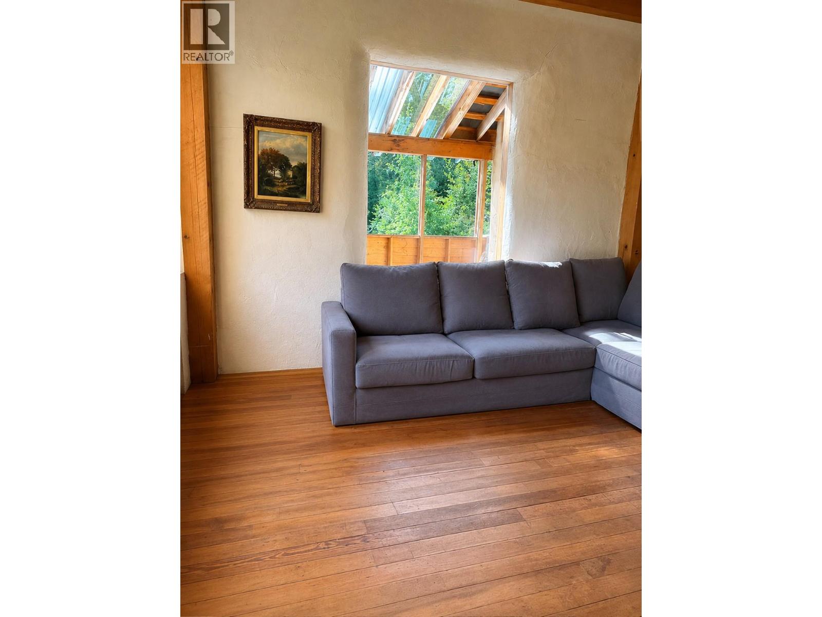 6001 Longbeach Road, Nelson, British Columbia  V1L 6P3 - Photo 7 - 10391294