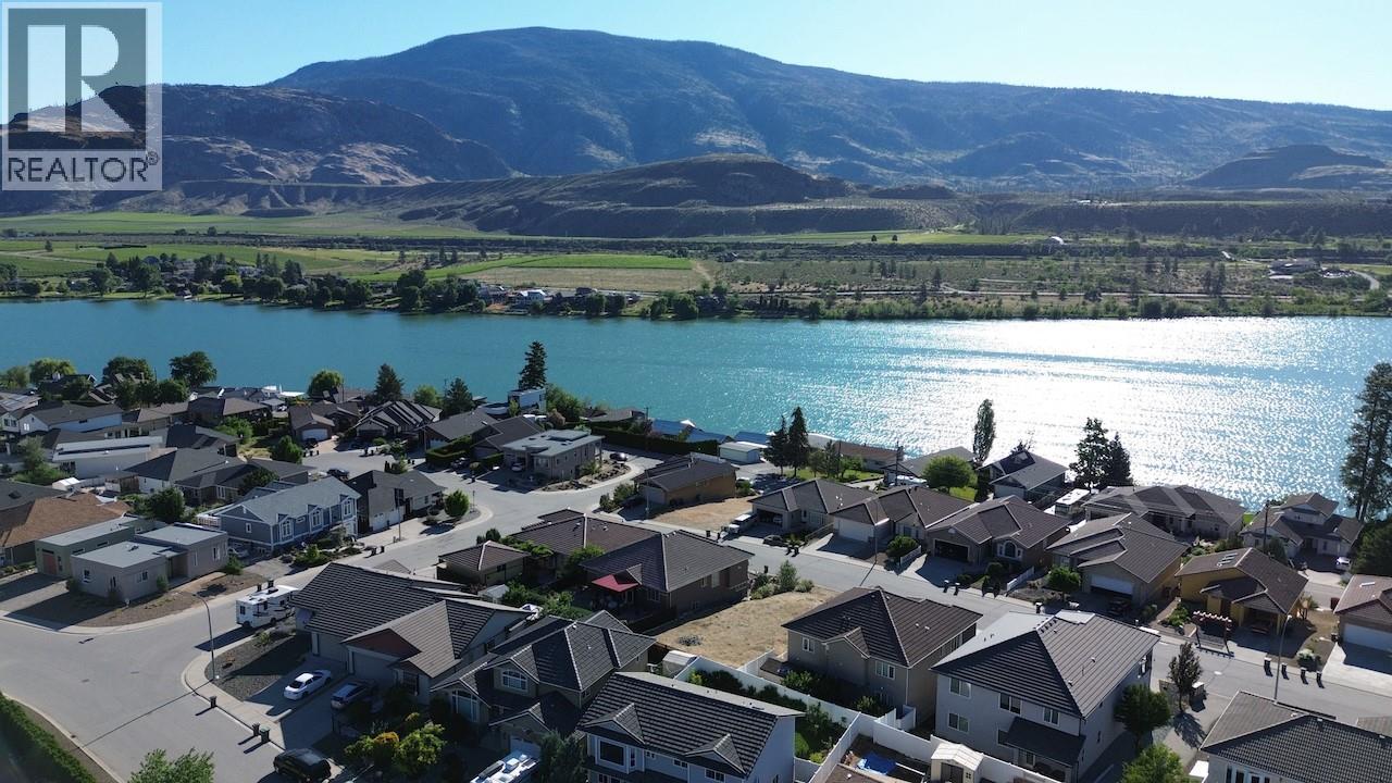 6842 Cabernet Place, Oliver, British Columbia  V0H 1T4 - Photo 13 - 10392368