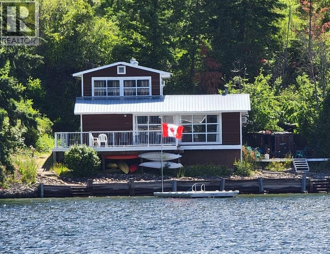2257 Chief Atahm Drive, Adams Lake, British Columbia  V0E 1M2 - Photo 1 - 10392393