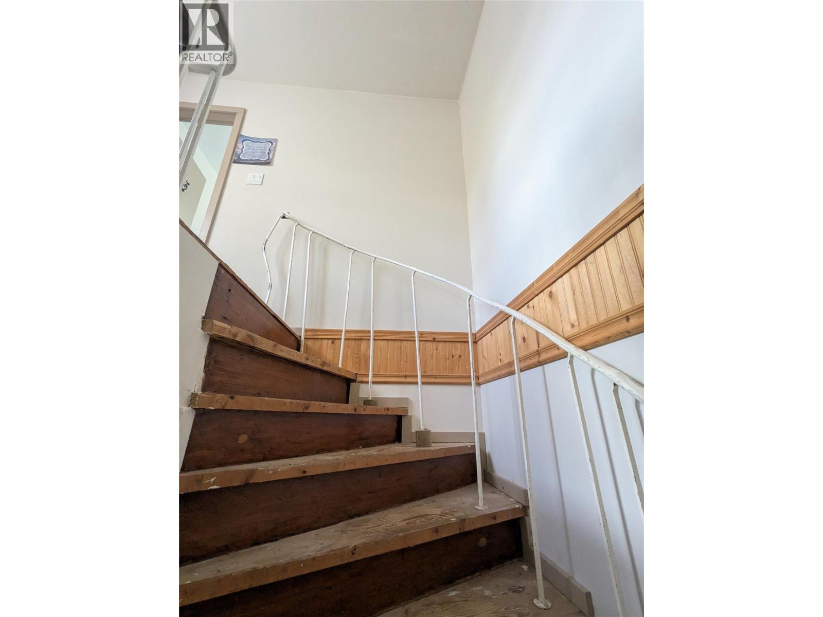 2257 Chief Atahm Drive, Adams Lake, British Columbia  V0E 1M2 - Photo 20 - 10392393