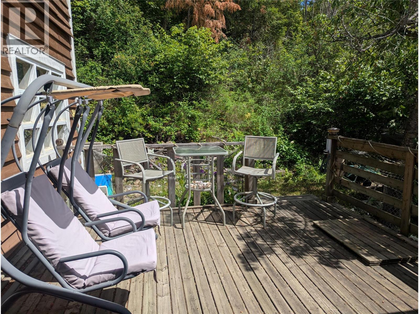 2257 Chief Atahm Drive, Adams Lake, British Columbia  V0E 1M2 - Photo 32 - 10392393
