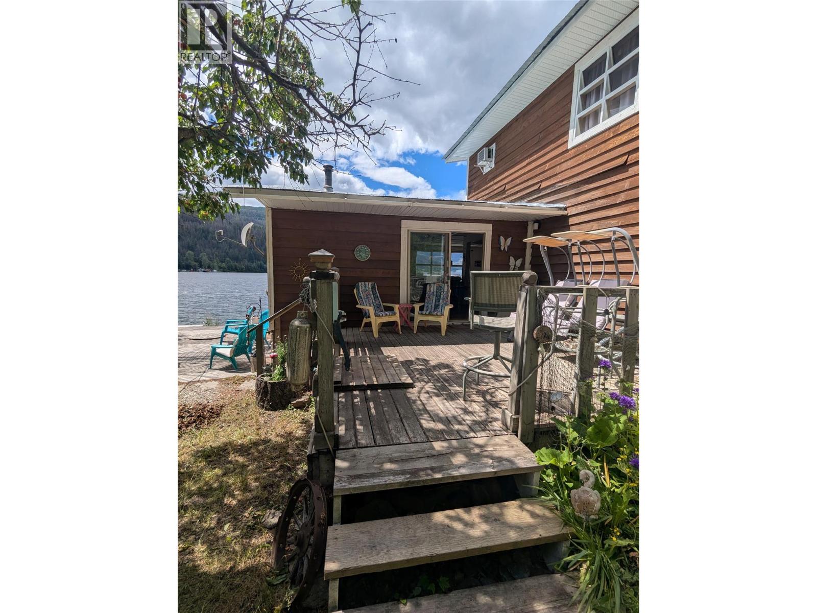 2257 Chief Atahm Drive, Adams Lake, British Columbia  V0E 1M2 - Photo 33 - 10392393
