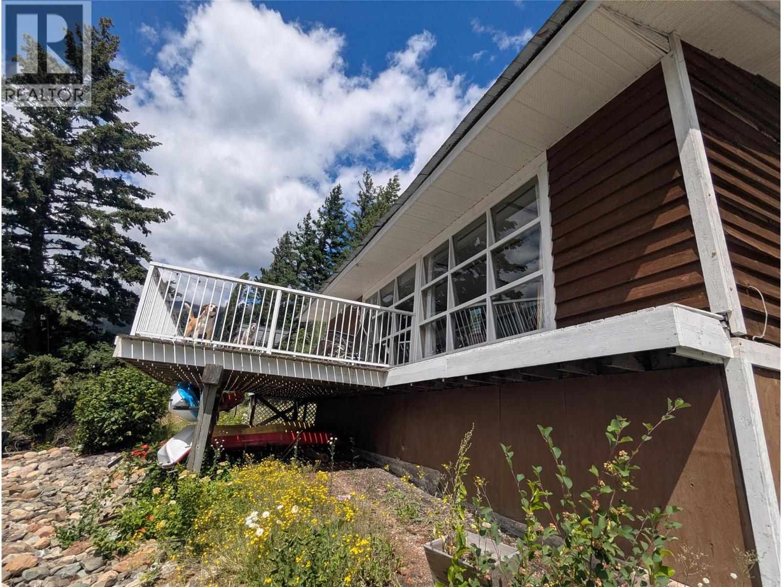 2257 Chief Atahm Drive, Adams Lake, British Columbia  V0E 1M2 - Photo 37 - 10392393