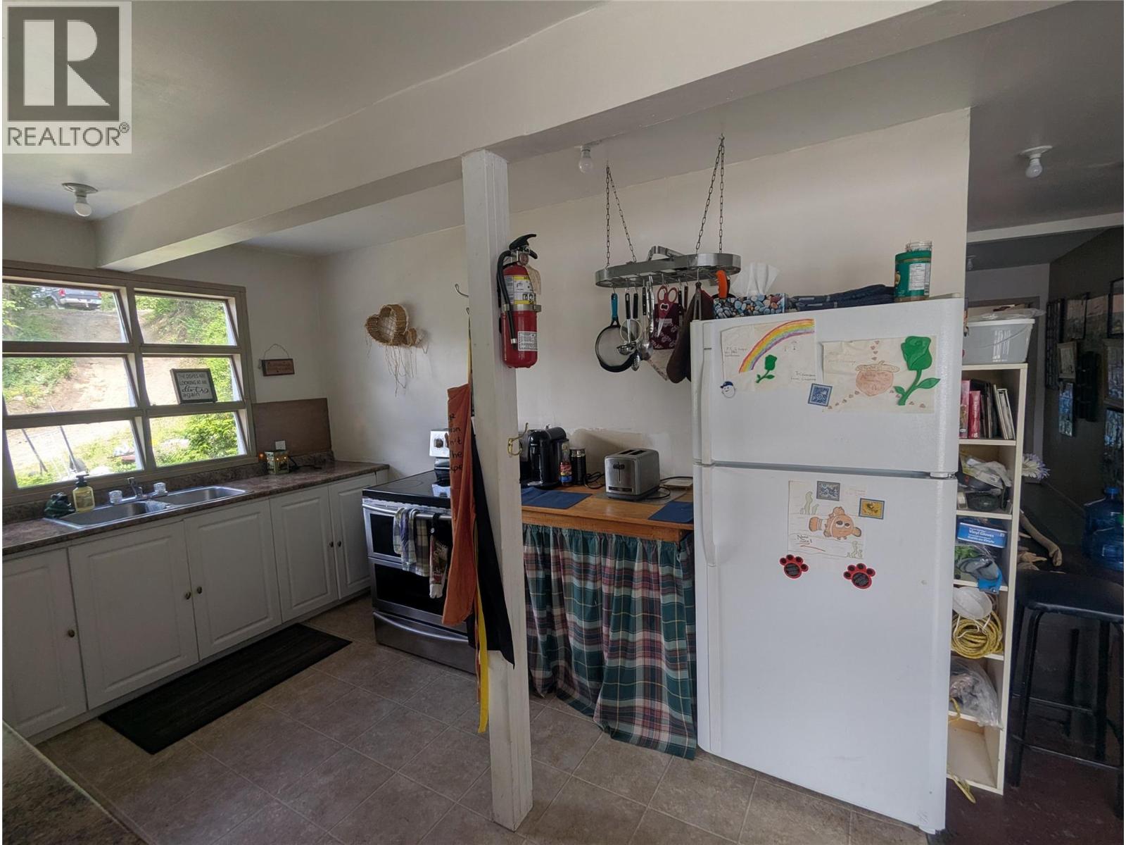 2257 Chief Atahm Drive, Adams Lake, British Columbia  V0E 1M2 - Photo 9 - 10392393