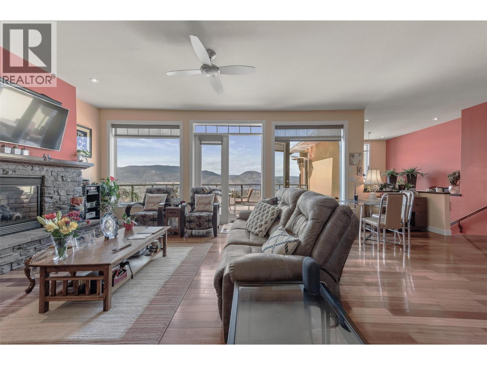 1576 Holden Road, Penticton, British Columbia  V2A 8M9 - Photo 3 - 10392233