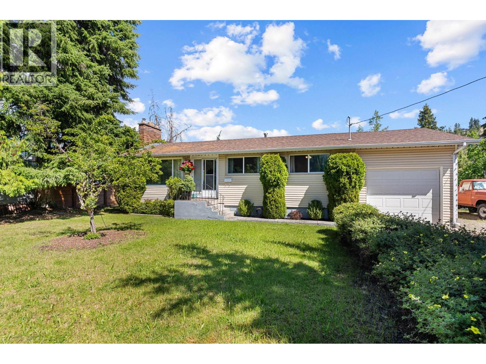 844 Hubbard Road, Kelowna, British Columbia  V1W 1N4 - Photo 1 - 10391339