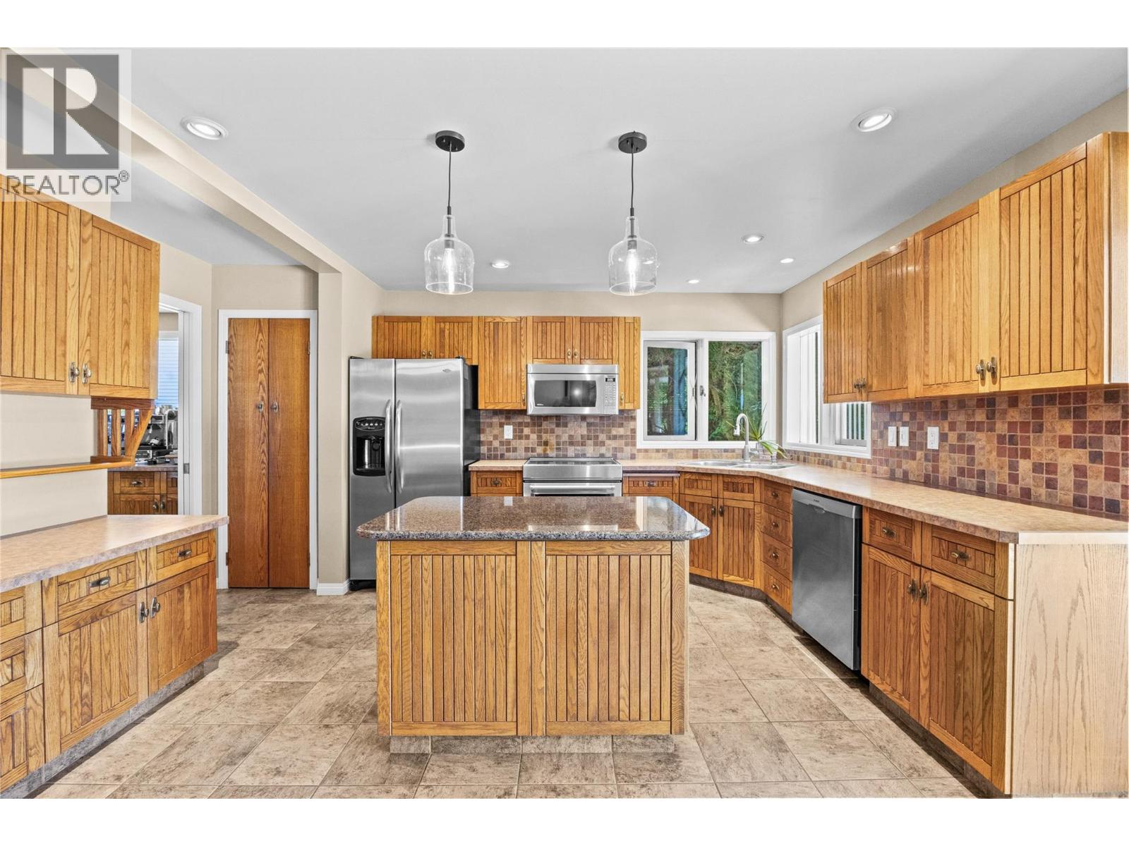104 Heather Place, Penticton, British Columbia  V2A 8B3 - Photo 14 - 10392384