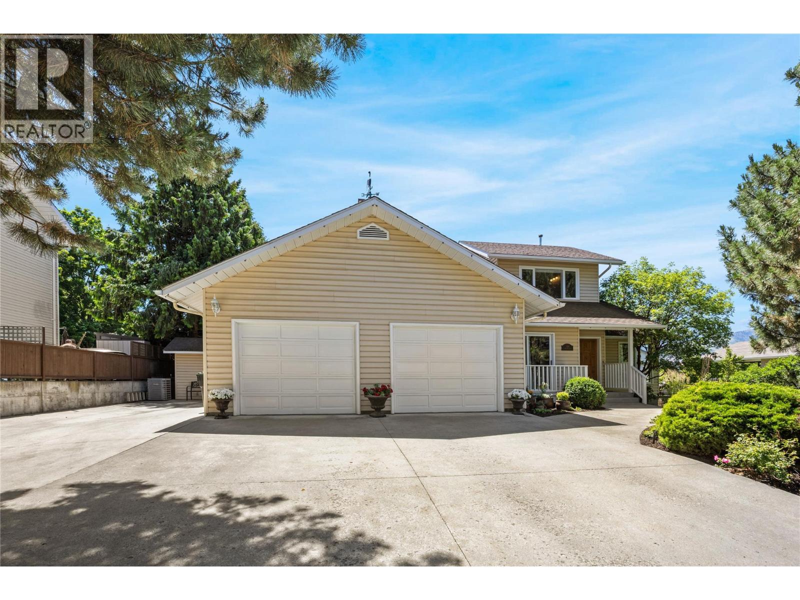 104 Heather Place, Penticton, British Columbia  V2A 8B3 - Photo 2 - 10392384