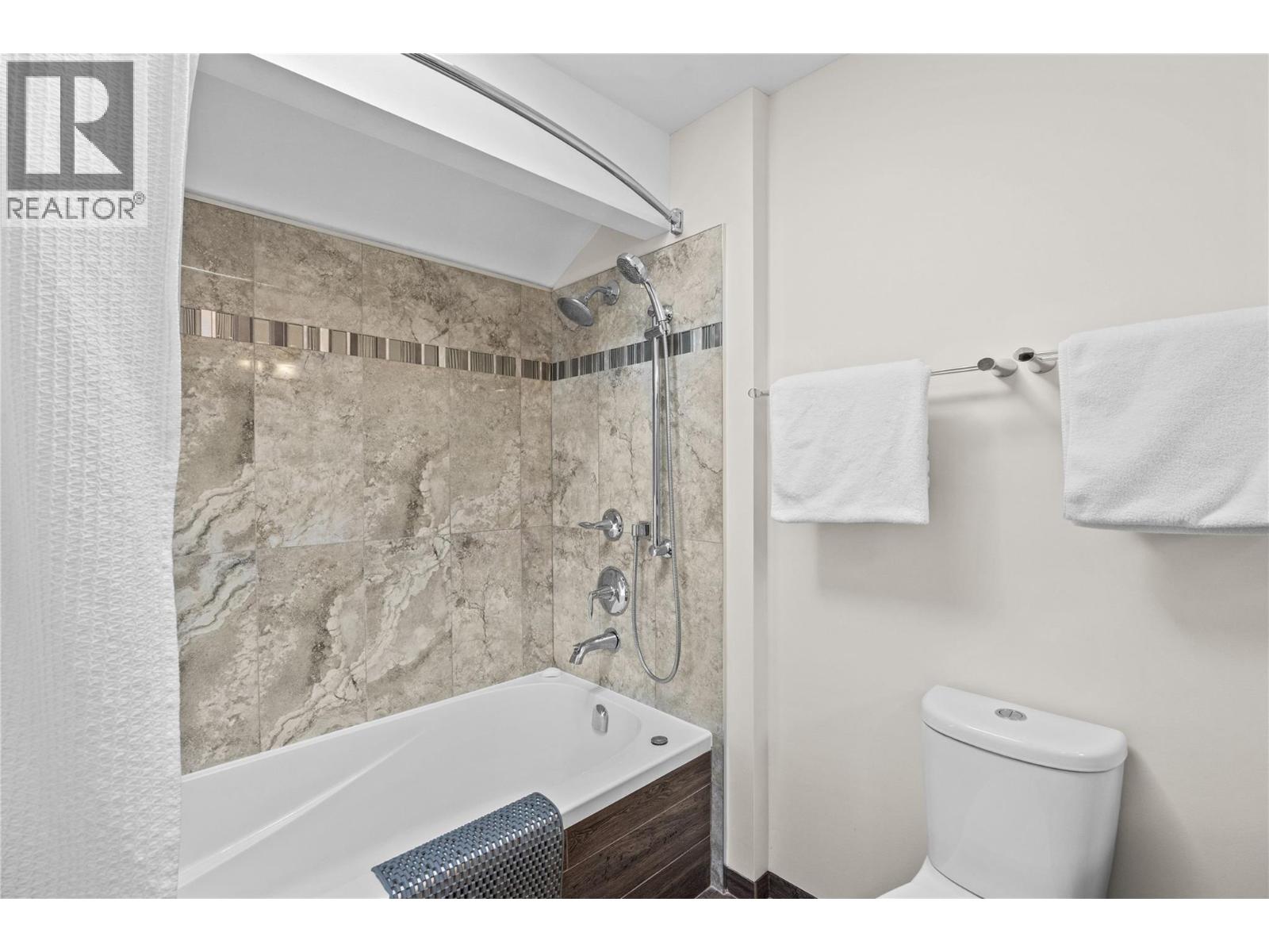 104 Heather Place, Penticton, British Columbia  V2A 8B3 - Photo 26 - 10392384
