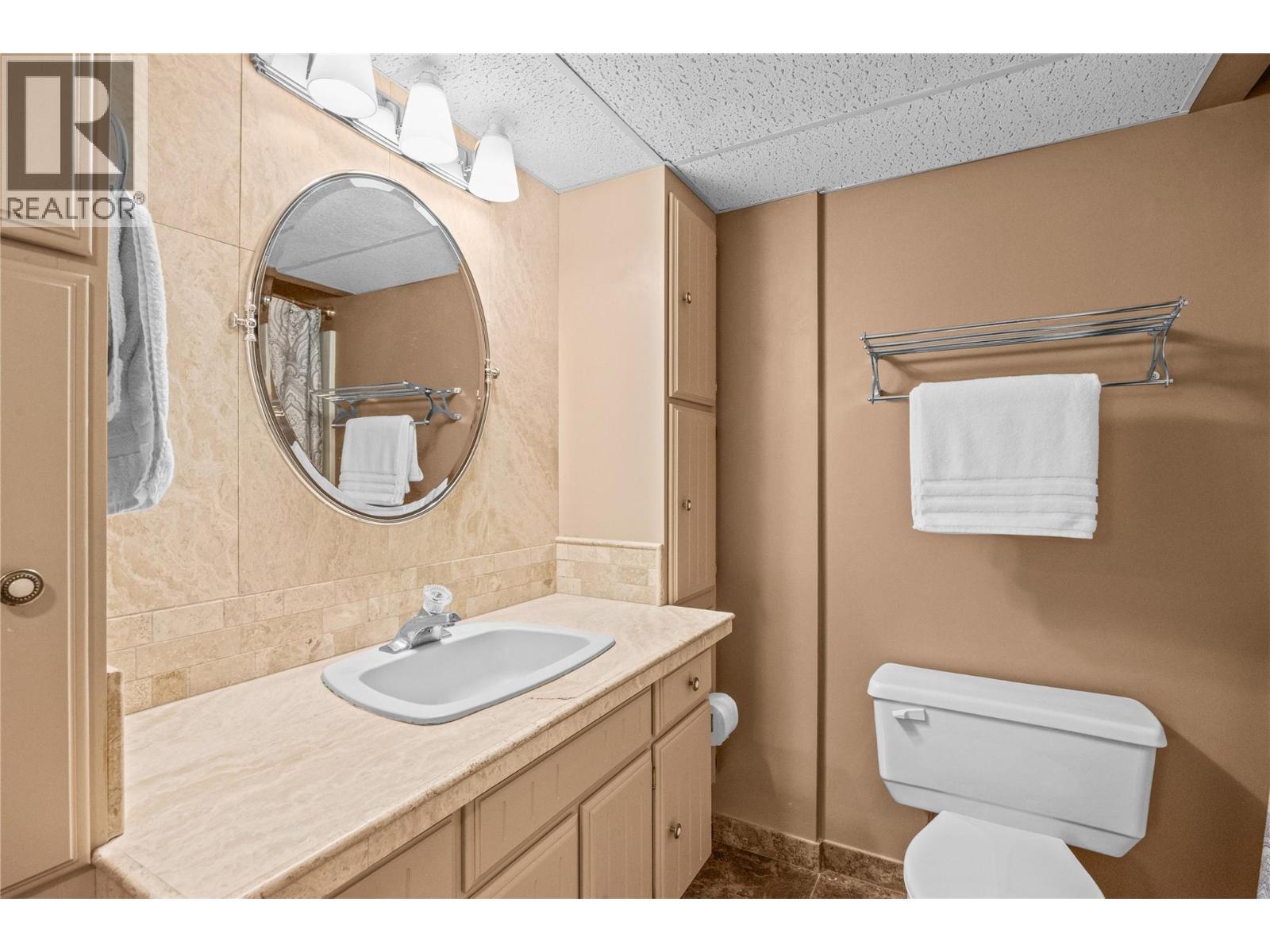 104 Heather Place, Penticton, British Columbia  V2A 8B3 - Photo 42 - 10392384