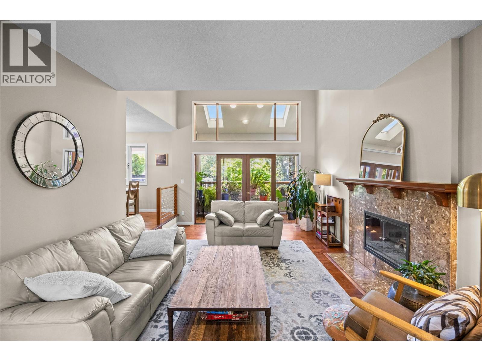104 Heather Place, Penticton, British Columbia  V2A 8B3 - Photo 5 - 10392384