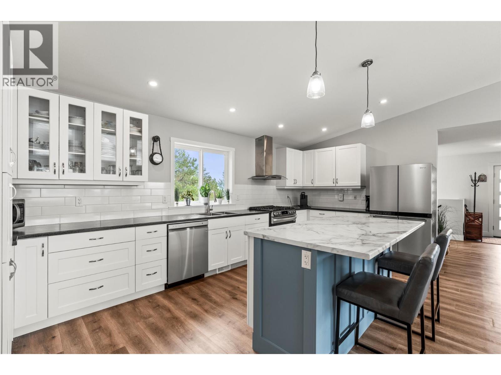 36 Spruce Drive, Vernon, British Columbia  V1H 2B9 - Photo 32 - 10392282