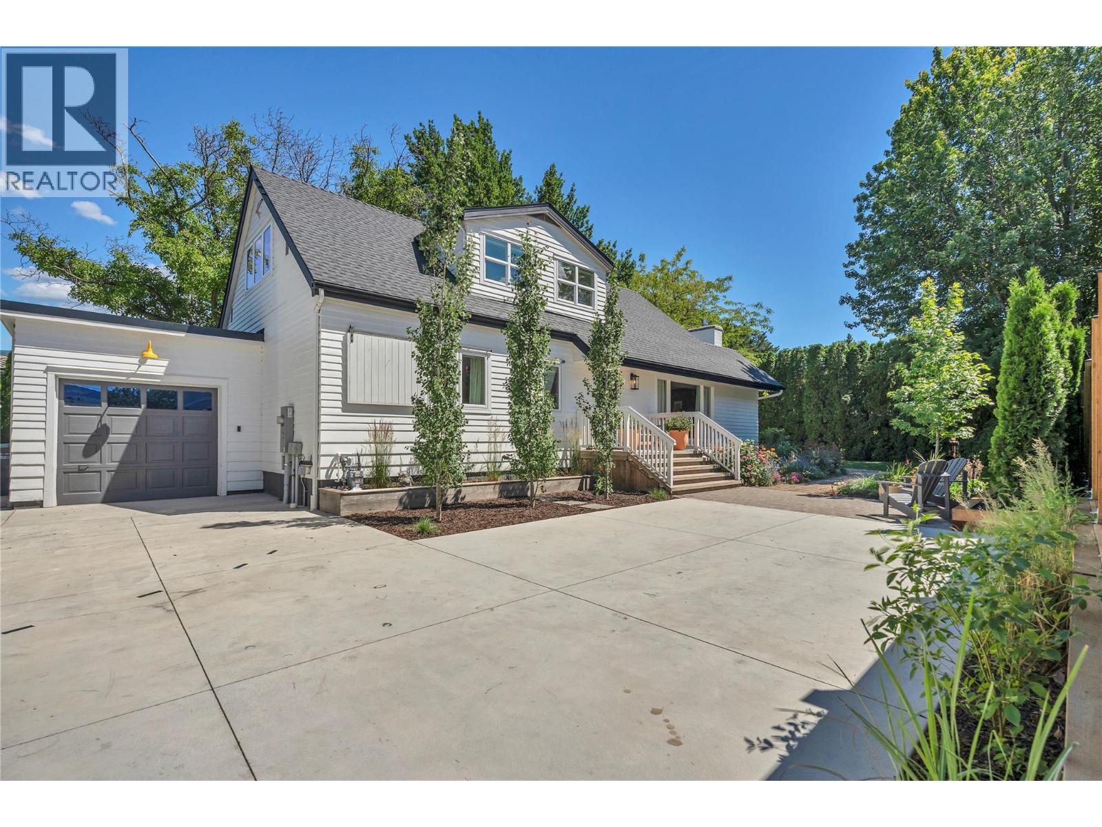 6611 Nixon Road, Summerland, British Columbia  V0H 1Z9 - Photo 2 - 10391972