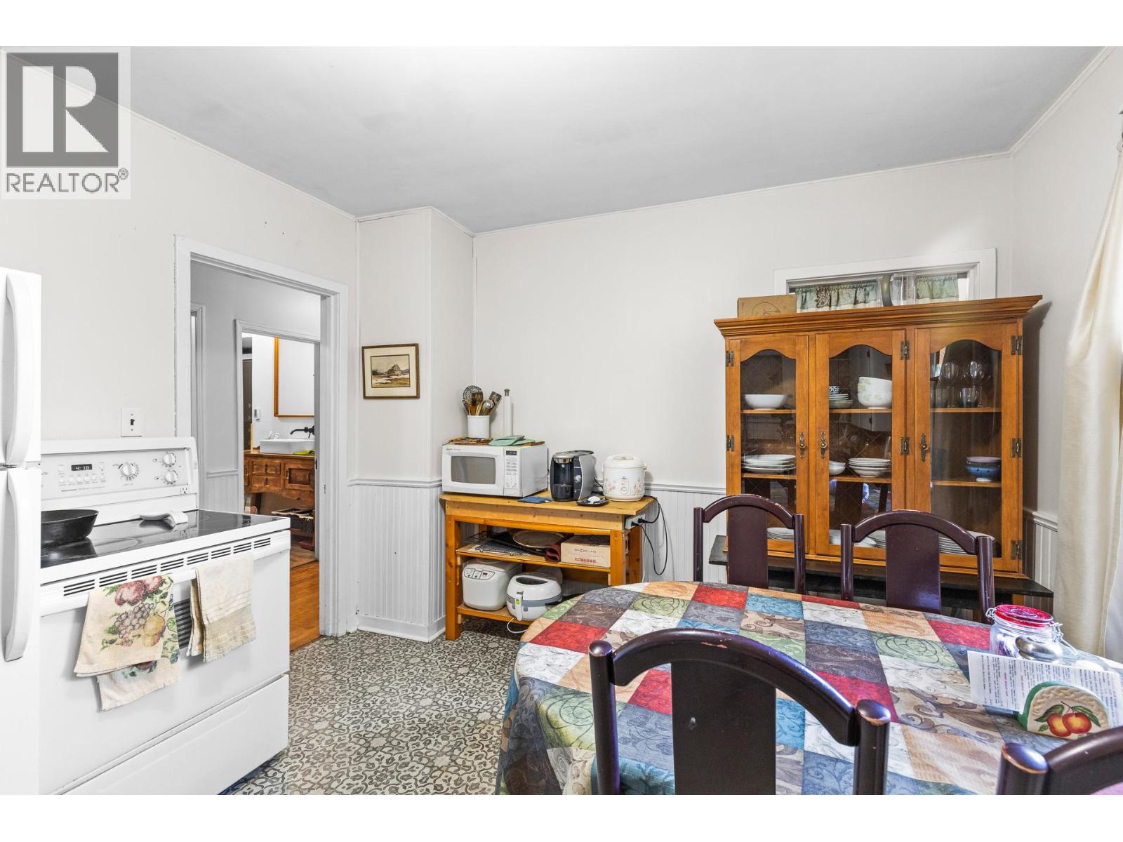 4204 29th Street, Vernon, British Columbia  V1T 5B5 - Photo 13 - 10392258