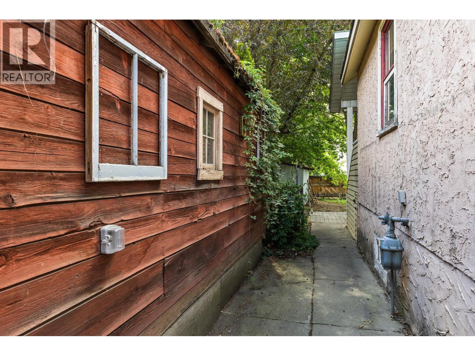 4204 29th Street, Vernon, British Columbia  V1T 5B5 - Photo 36 - 10392258