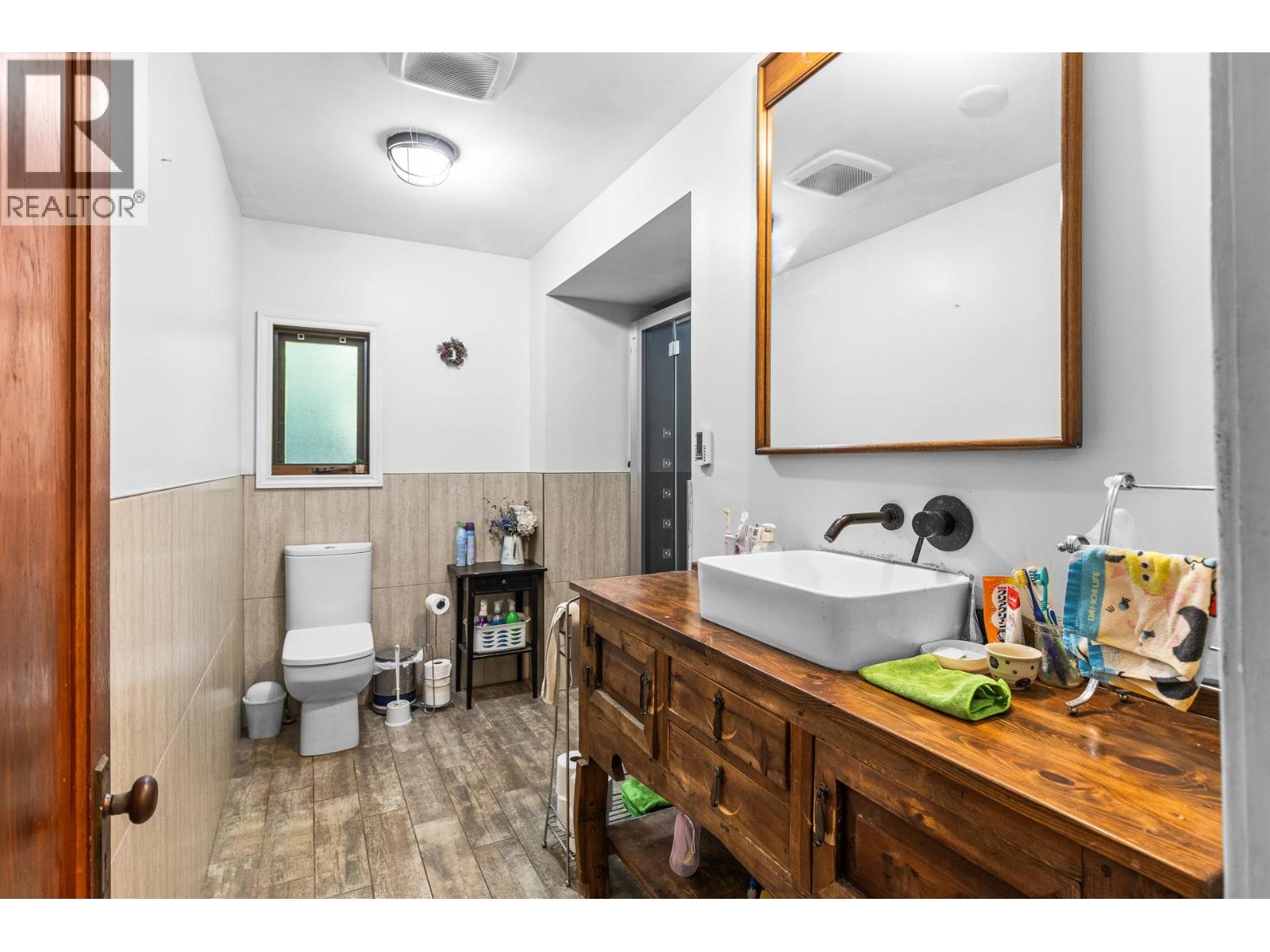 4204 29th Street, Vernon, British Columbia  V1T 5B5 - Photo 5 - 10392258