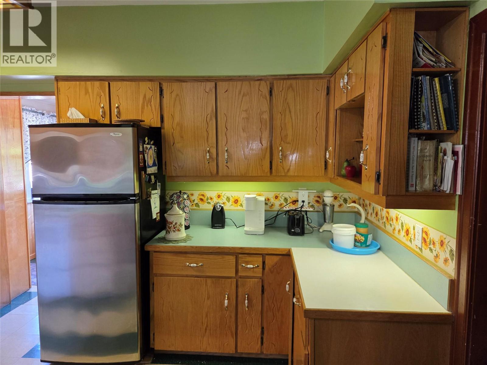 110 9th Avenue, Keremeos, British Columbia  V0X 1N3 - Photo 10 - 10392336
