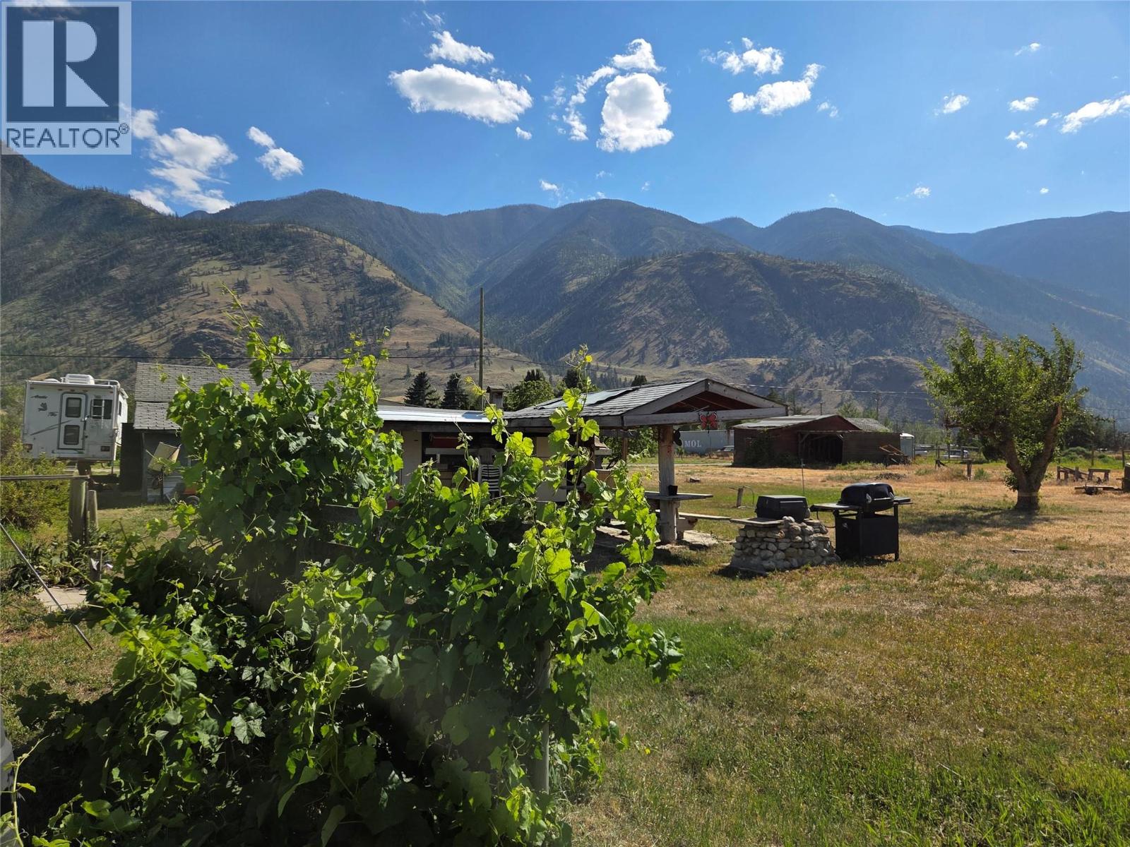 110 9th Avenue, Keremeos, British Columbia  V0X 1N3 - Photo 20 - 10392336