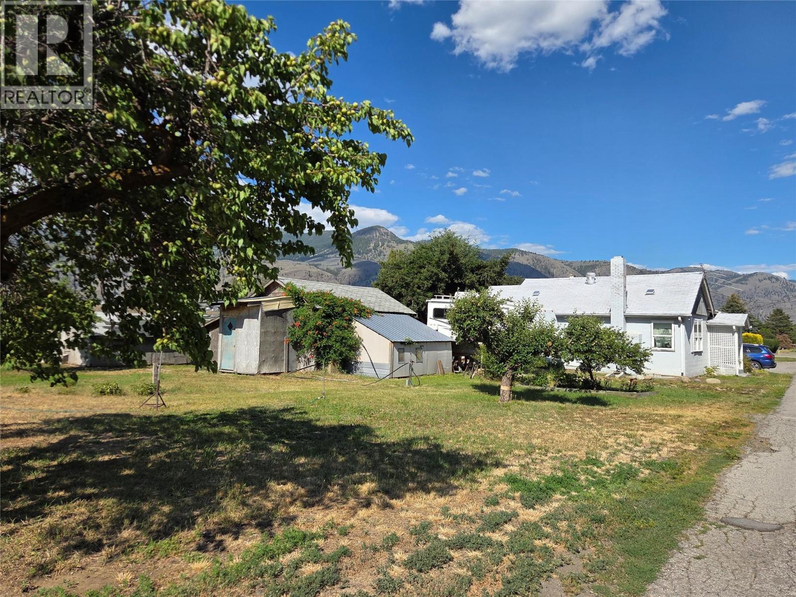 110 9th Avenue, Keremeos, British Columbia  V0X 1N3 - Photo 27 - 10392336