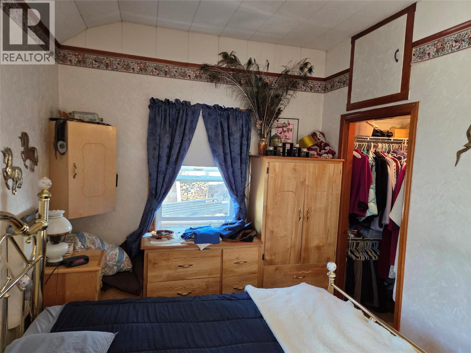 110 9th Avenue, Keremeos, British Columbia  V0X 1N3 - Photo 4 - 10392336