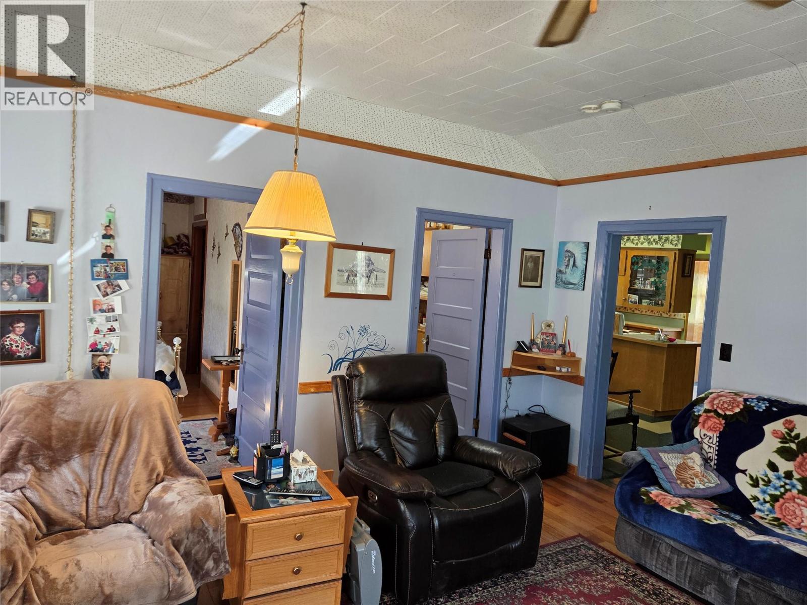 110 9th Avenue, Keremeos, British Columbia  V0X 1N3 - Photo 7 - 10392336