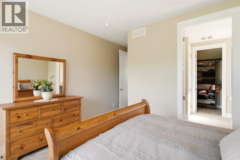 526 Metcalfe Avenue, Kelowna, British Columbia  V1W 5K8 - Photo 52 - 10391372
