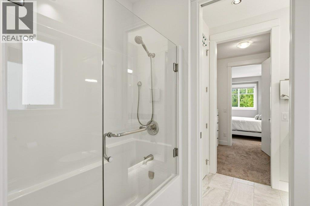 526 Metcalfe Avenue, Kelowna, British Columbia  V1W 5K8 - Photo 58 - 10391372