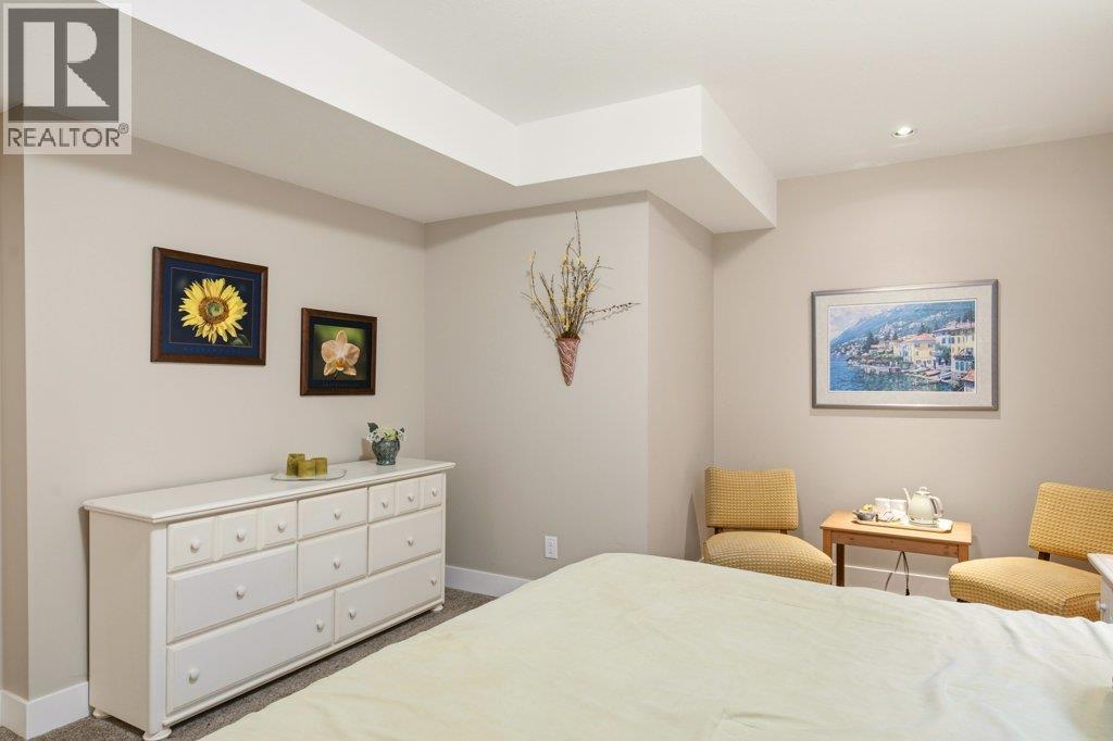 526 Metcalfe Avenue, Kelowna, British Columbia  V1W 5K8 - Photo 70 - 10391372