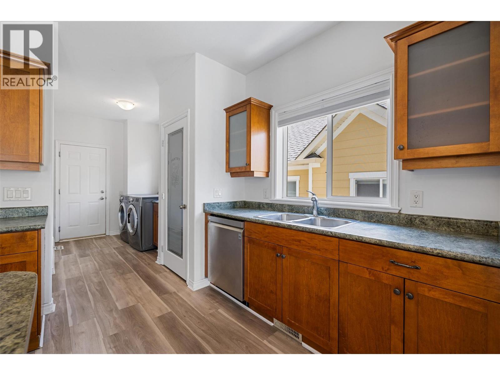 363 Providence Avenue, Kelowna, British Columbia  V1W 4Y7 - Photo 17 - 10392245