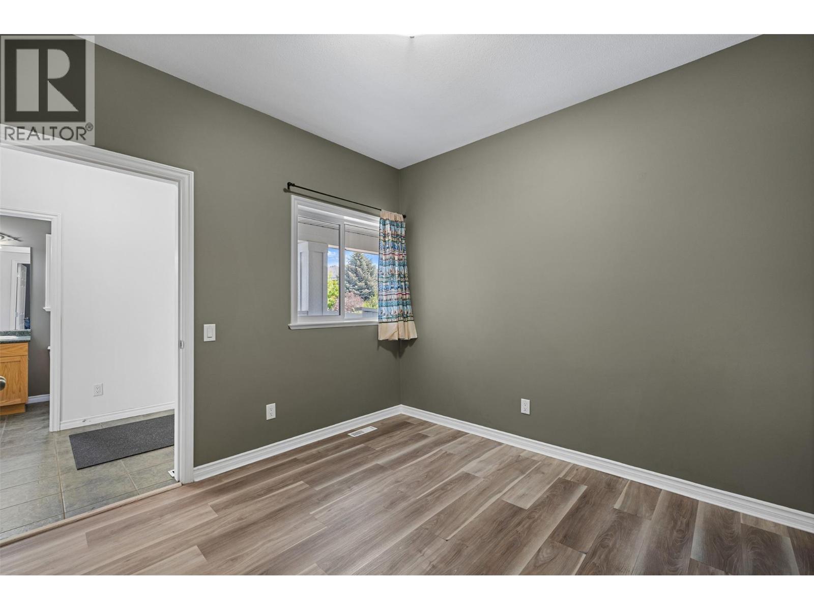 363 Providence Avenue, Kelowna, British Columbia  V1W 4Y7 - Photo 29 - 10392245