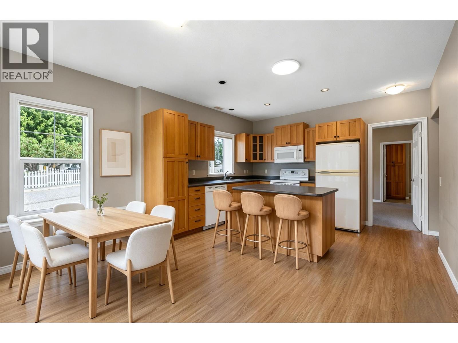 363 Providence Avenue, Kelowna, British Columbia  V1W 4Y7 - Photo 32 - 10392245