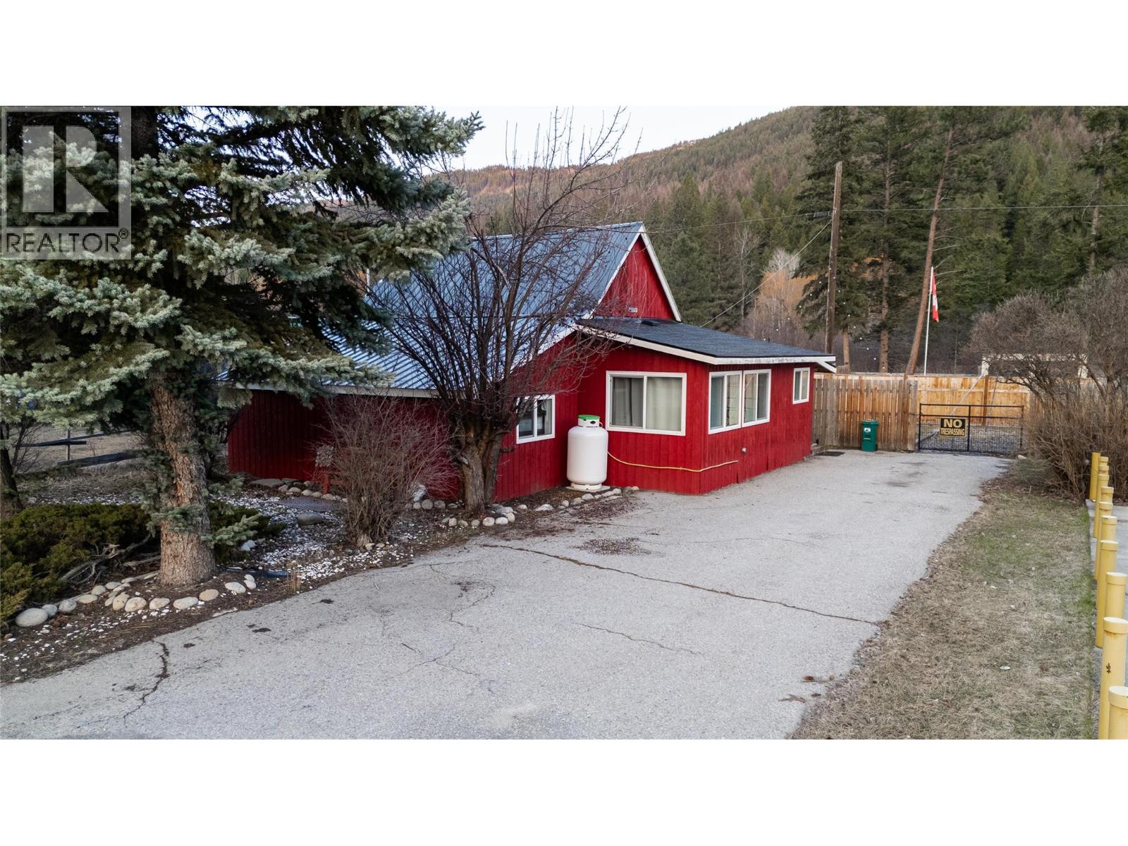 5844 Highway 33, Beaverdell, British Columbia  V0H 1Y0 - Photo 36 - 10392053
