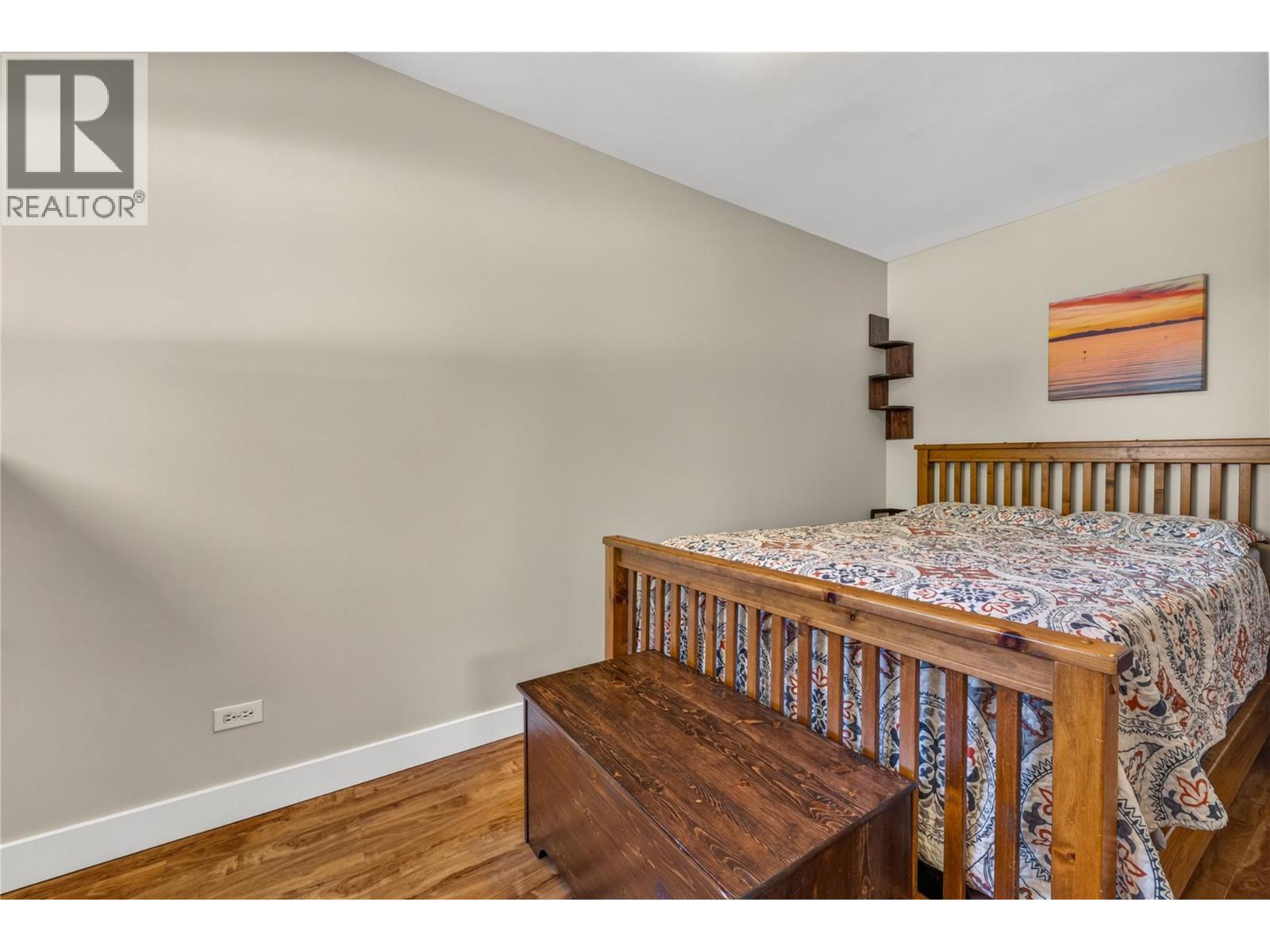 543 Burns Street, Penticton, British Columbia  V2A 4W9 - Photo 11 - 10392446