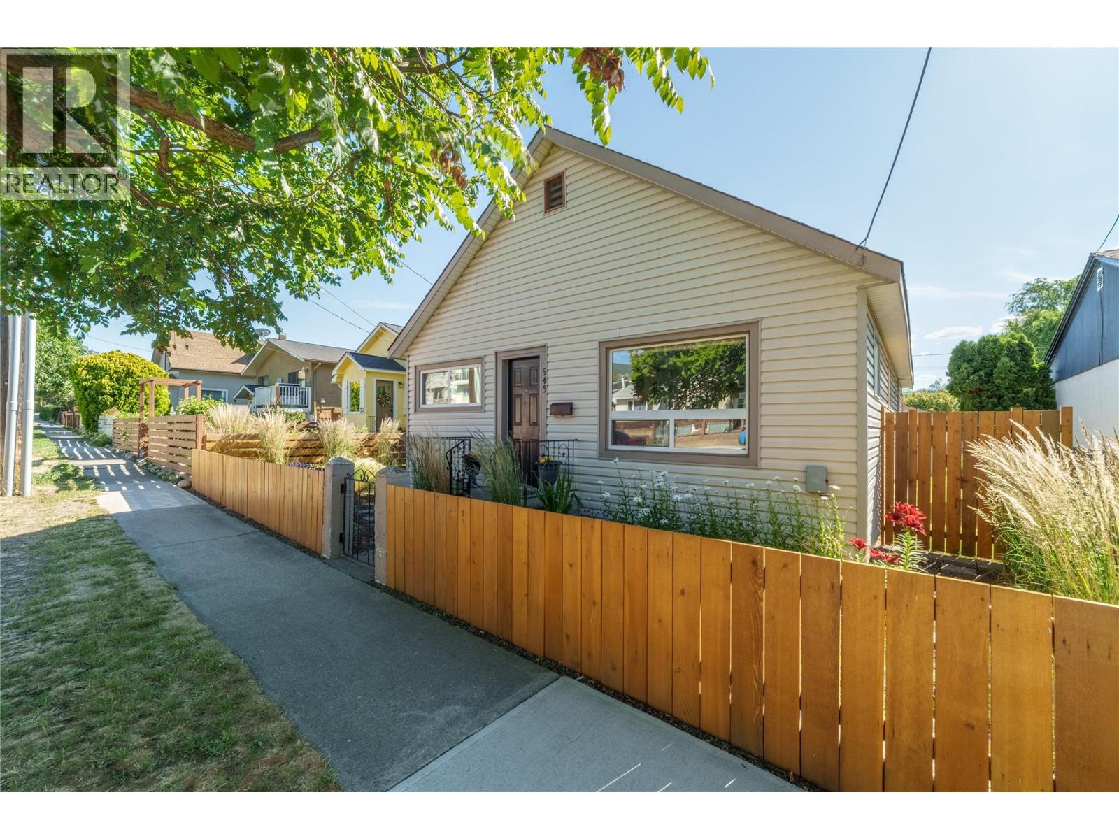 543 Burns Street, Penticton, British Columbia  V2A 4W9 - Photo 28 - 10392446