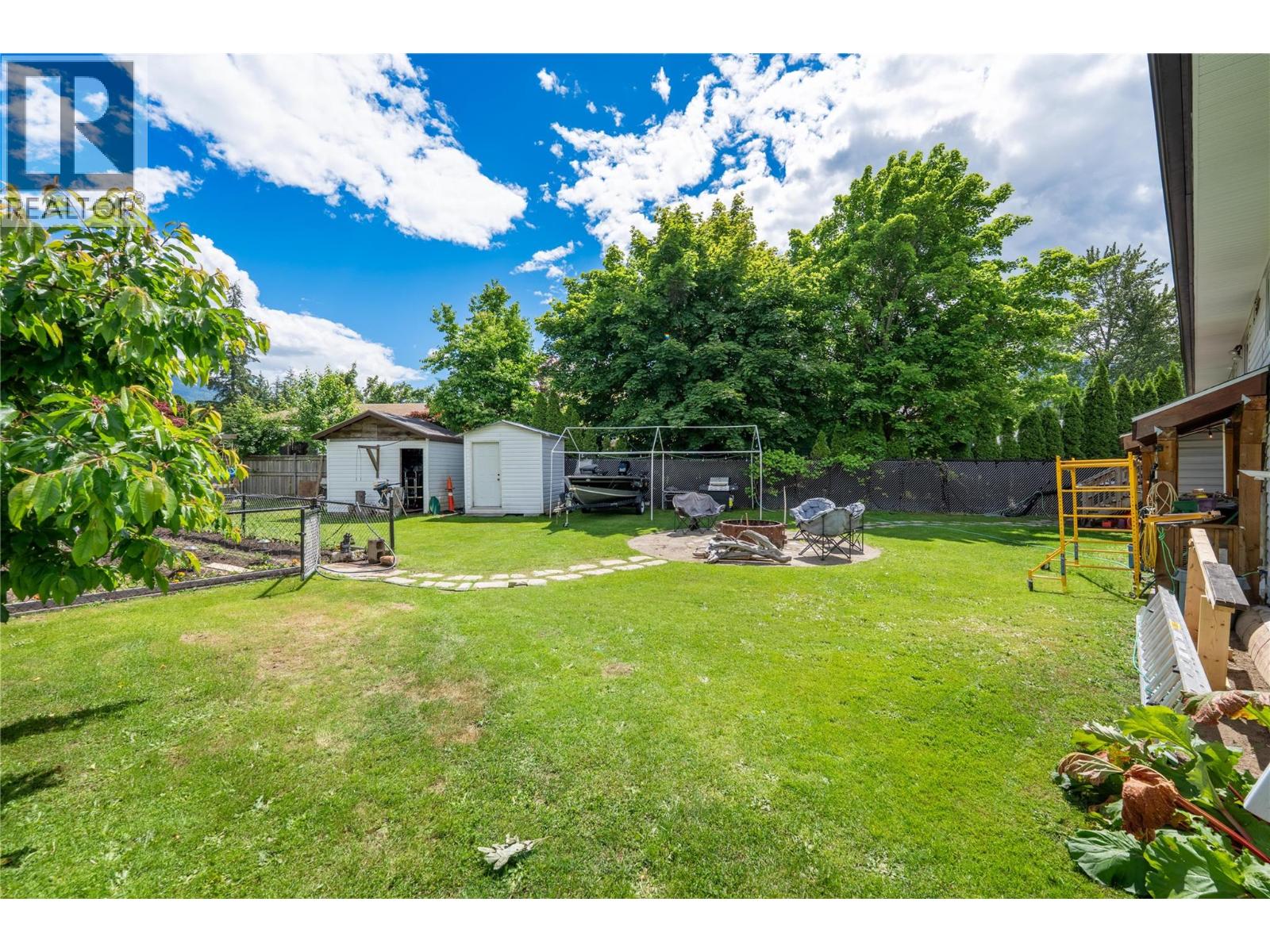 162 Pearkes Drive, Revelstoke, British Columbia  V0E 2S0 - Photo 41 - 10392178