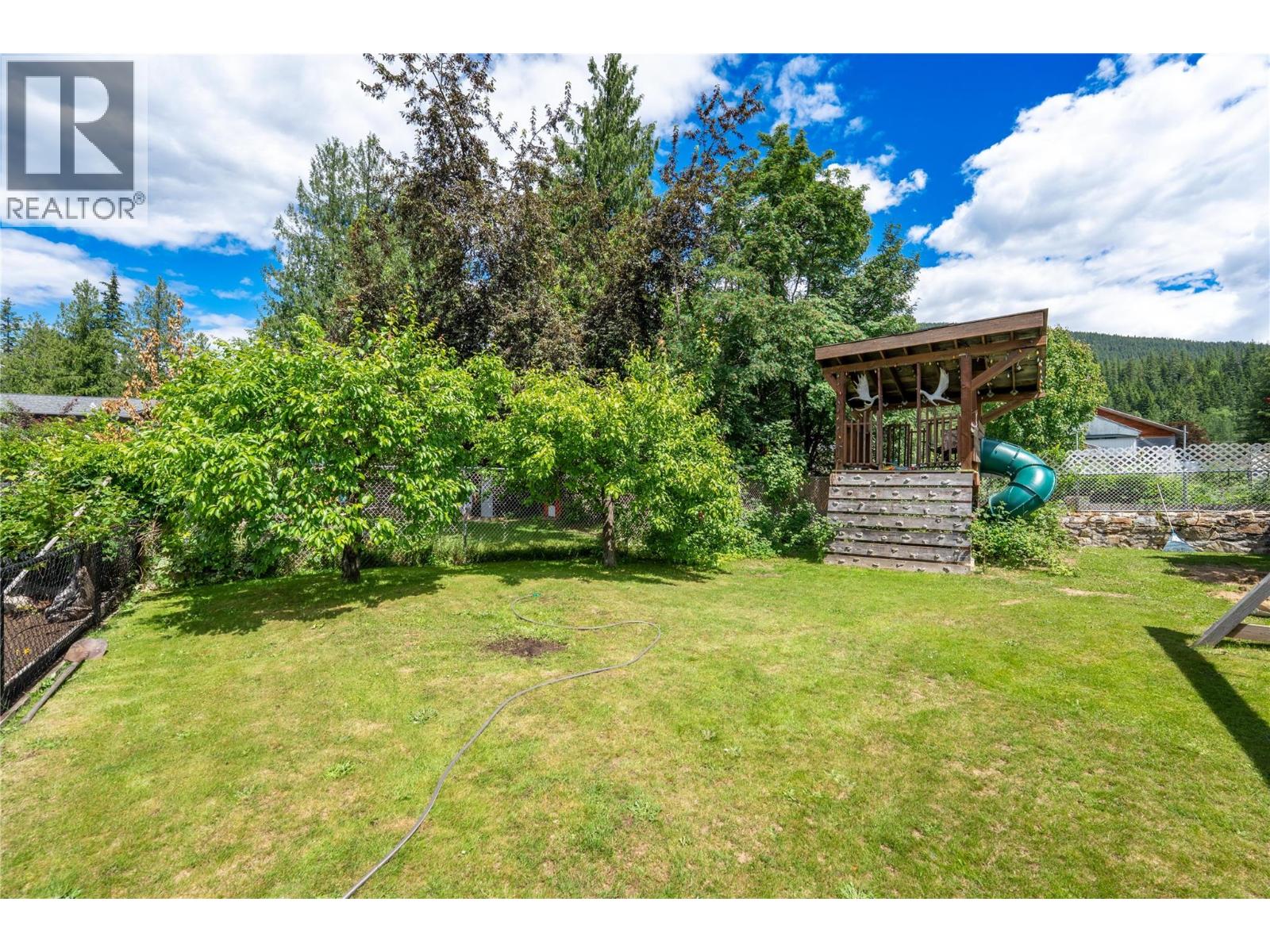 162 Pearkes Drive, Revelstoke, British Columbia  V0E 2S0 - Photo 44 - 10392178