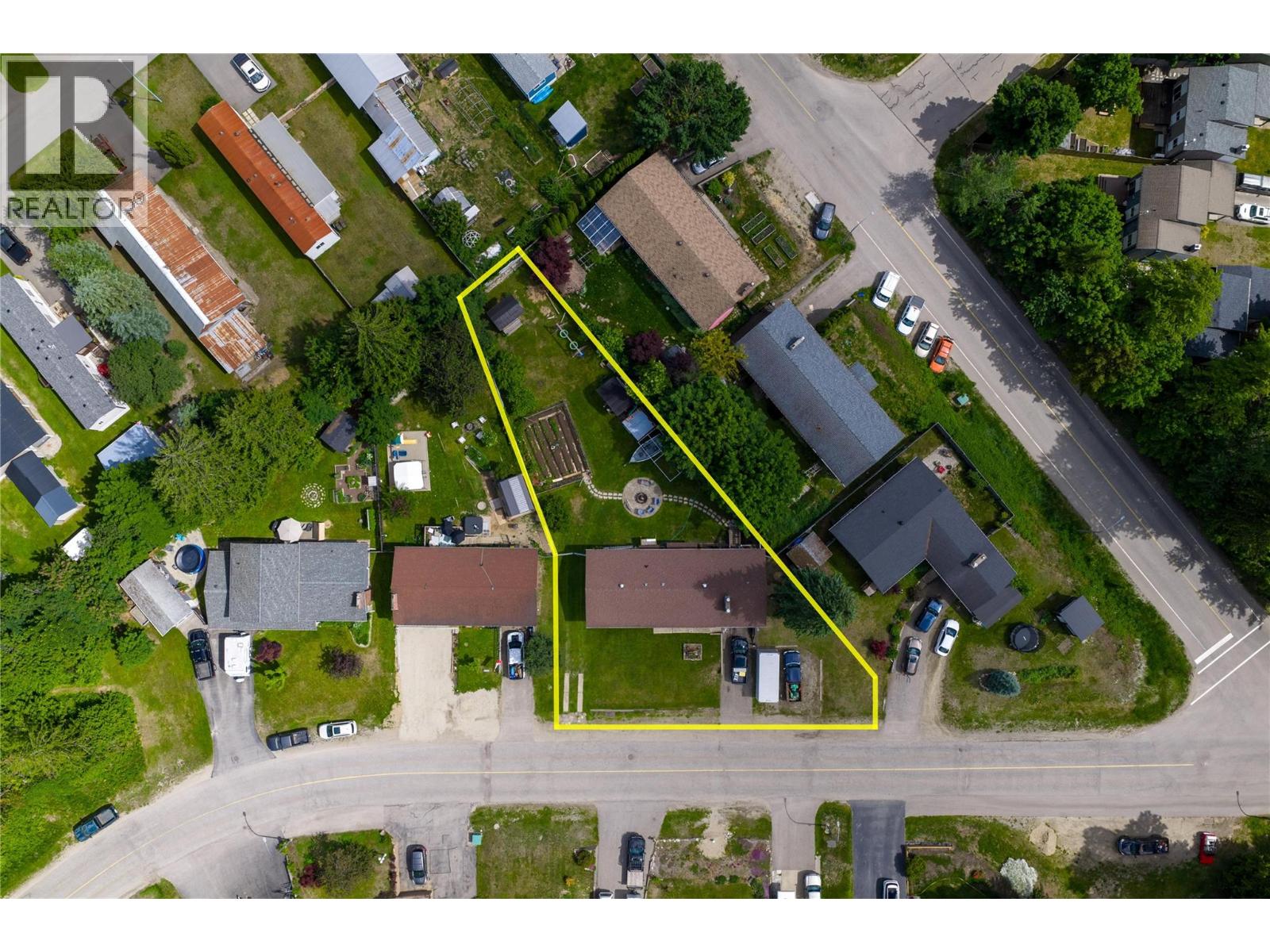 162 Pearkes Drive, Revelstoke, British Columbia  V0E 2S0 - Photo 45 - 10392178