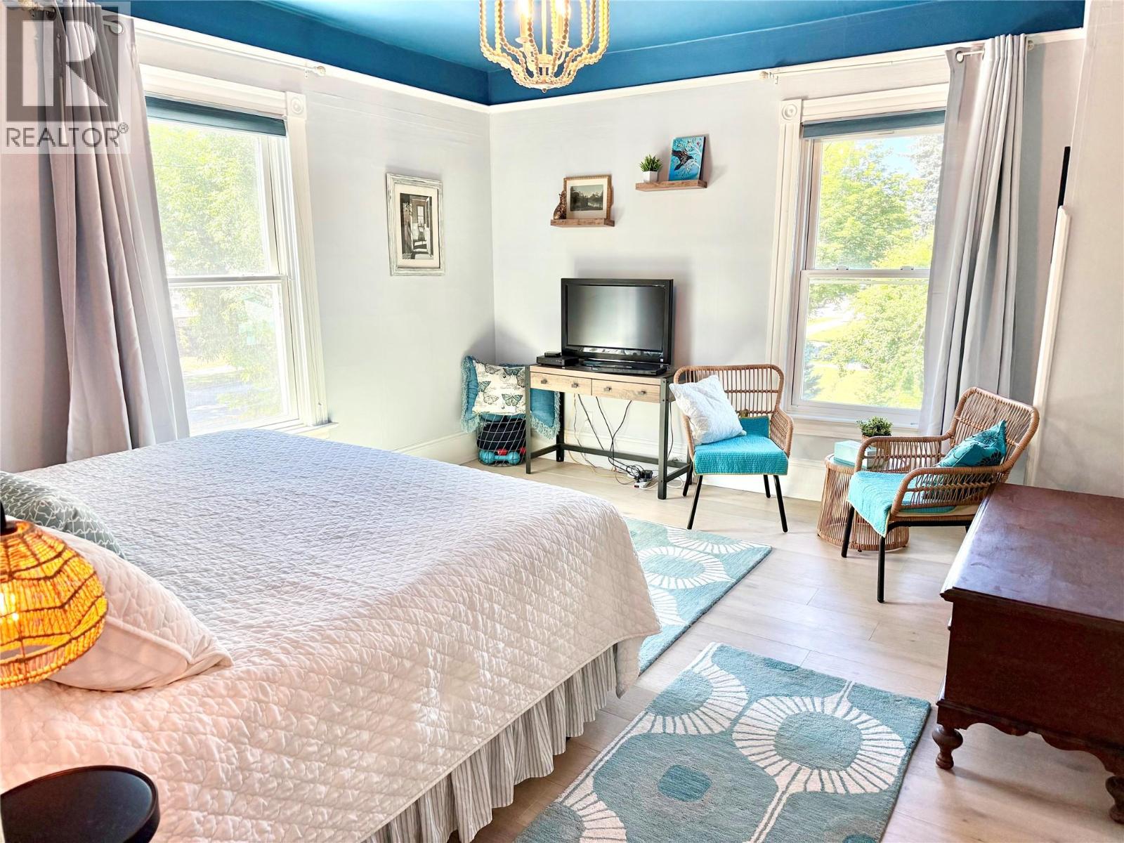 825 Central Avenue, Grand Forks, British Columbia  V0H 1H0 - Photo 31 - 10392267