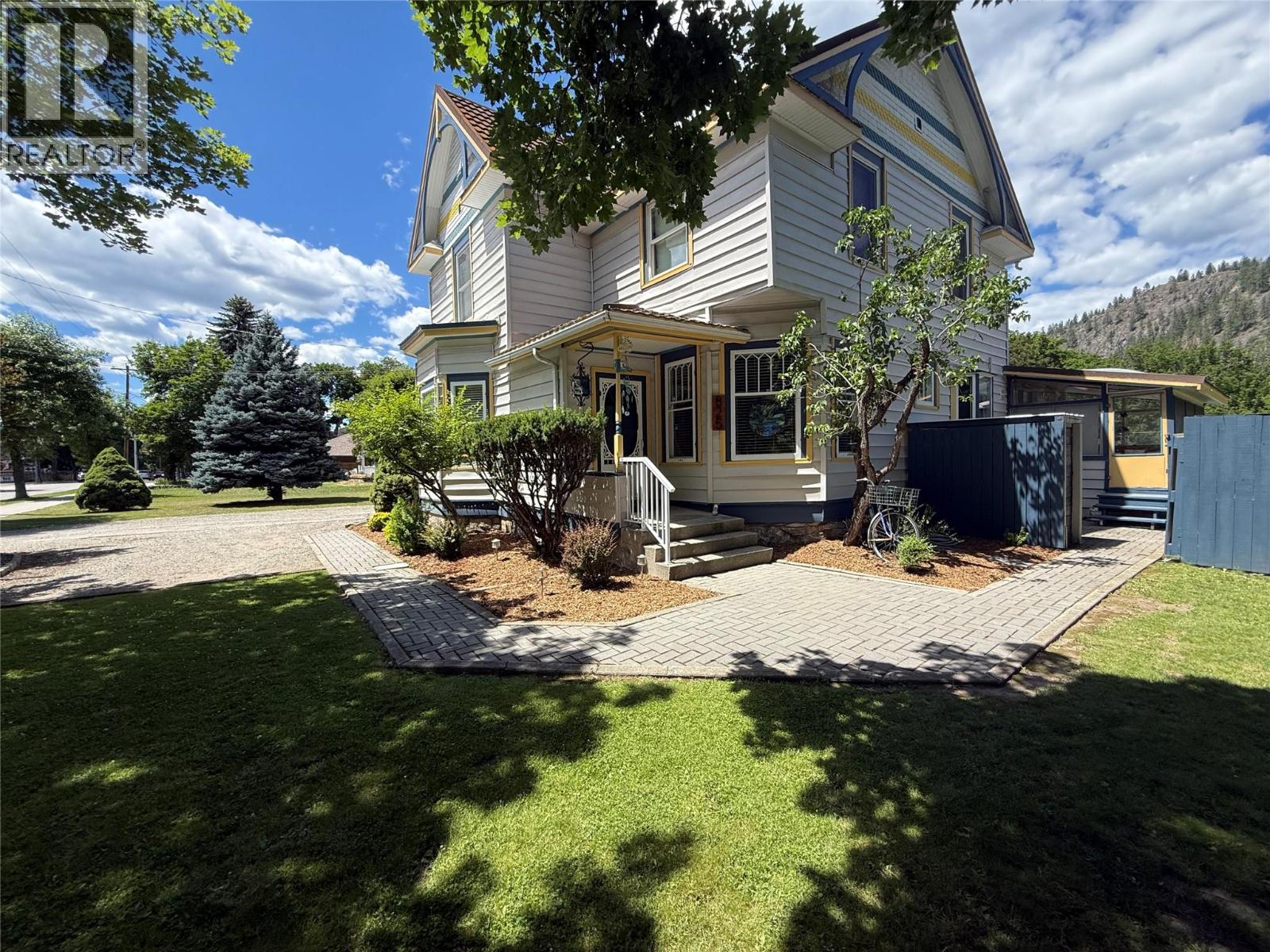 825 Central Avenue, Grand Forks, British Columbia  V0H 1H0 - Photo 66 - 10392267