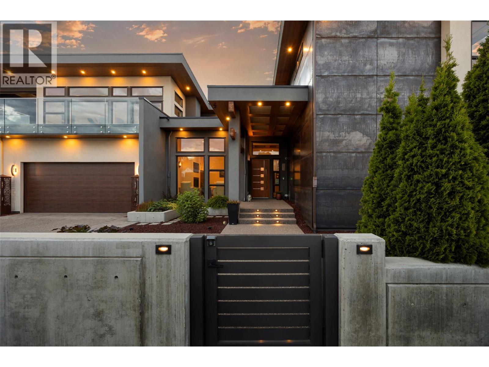704 Stonor Street, Summerland, British Columbia  V0H 1Z9 - Photo 9 - 10392337