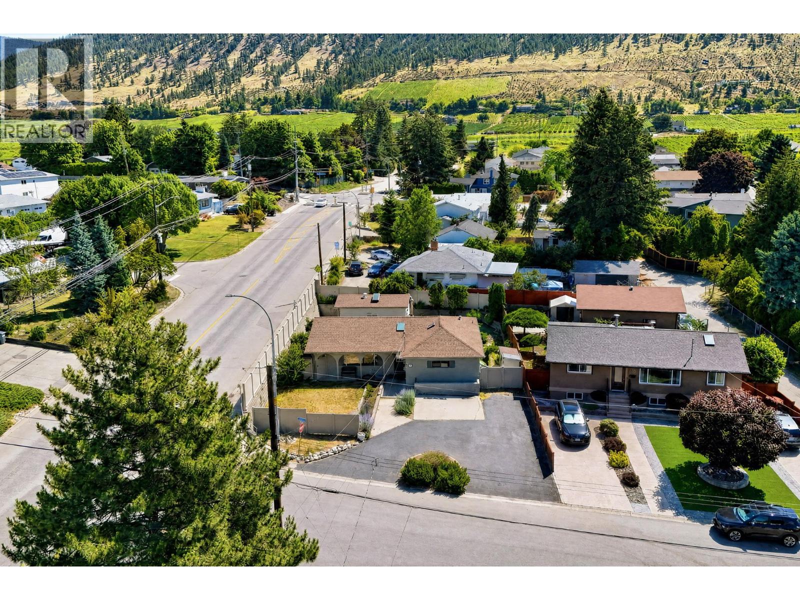 402 Truro Street, Penticton, British Columbia  V2A 4C7 - Photo 49 - 10392483