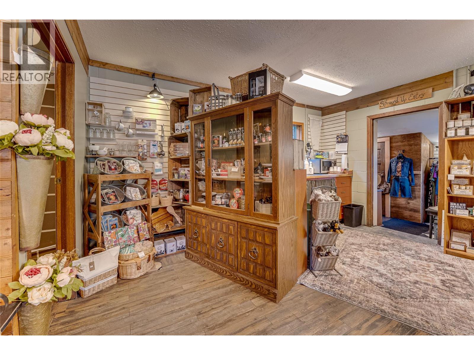 1206 Highway 6 Highway, Cherryville, British Columbia  V0E 2G1 - Photo 42 - 10392358